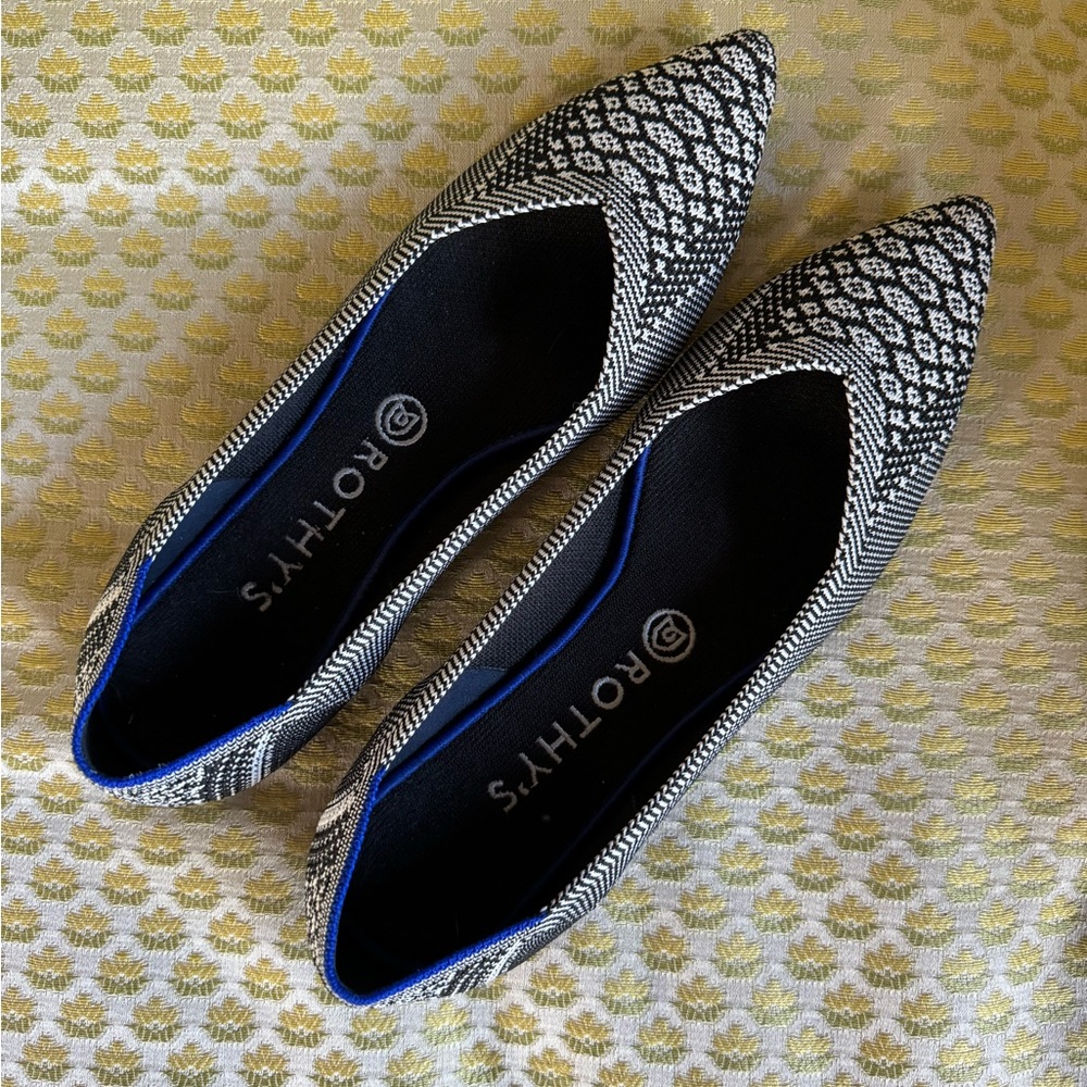 Rothy’s The Point Flats Size 9